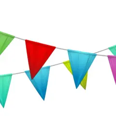 Guirlandes colorées pour un texte invitation auberge espagnole. Des fanions joyeux pour annoncer la fête !